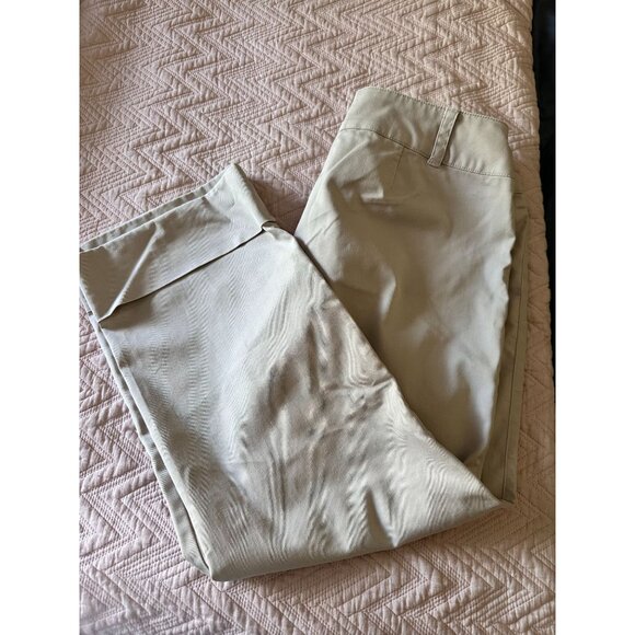 Caslon khaki color cropped flat front pants size 10 - Picture 6 of 6